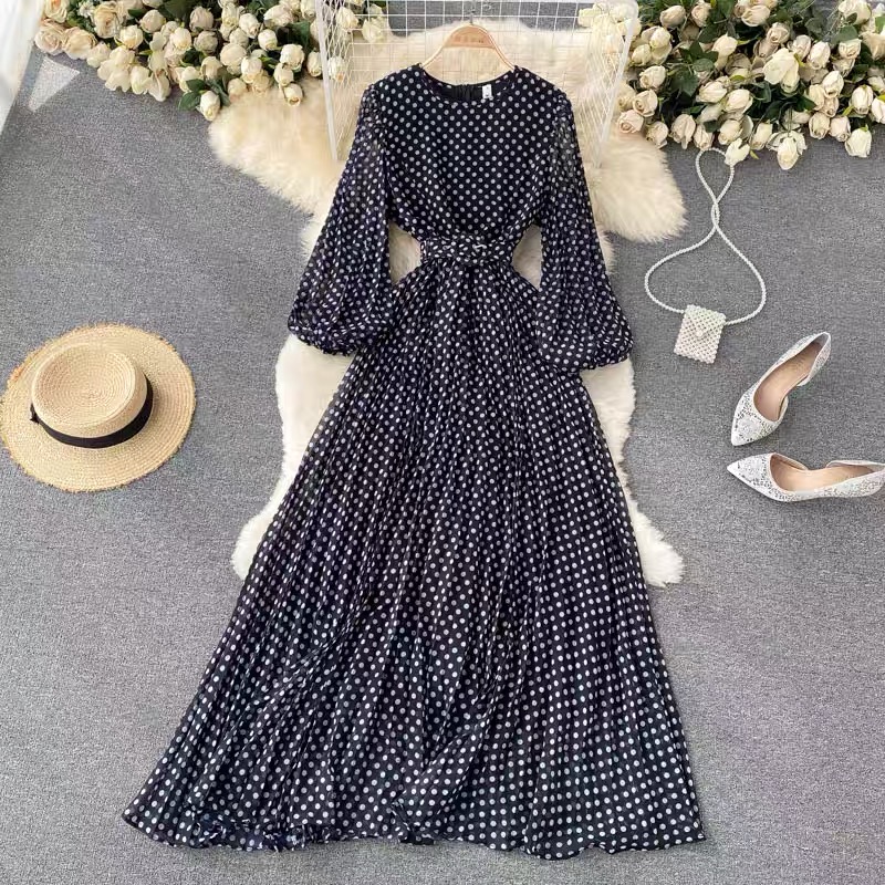 City sleek polka dot dress & belt FD27 images